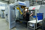 CNC-svarv med robotcell (Mölndals Industriprodukter, Sverige)